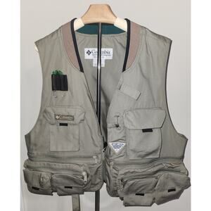 Columbia Sportswear Co PFG Green Multi Pocket Fly Fishing Vest Size XXL